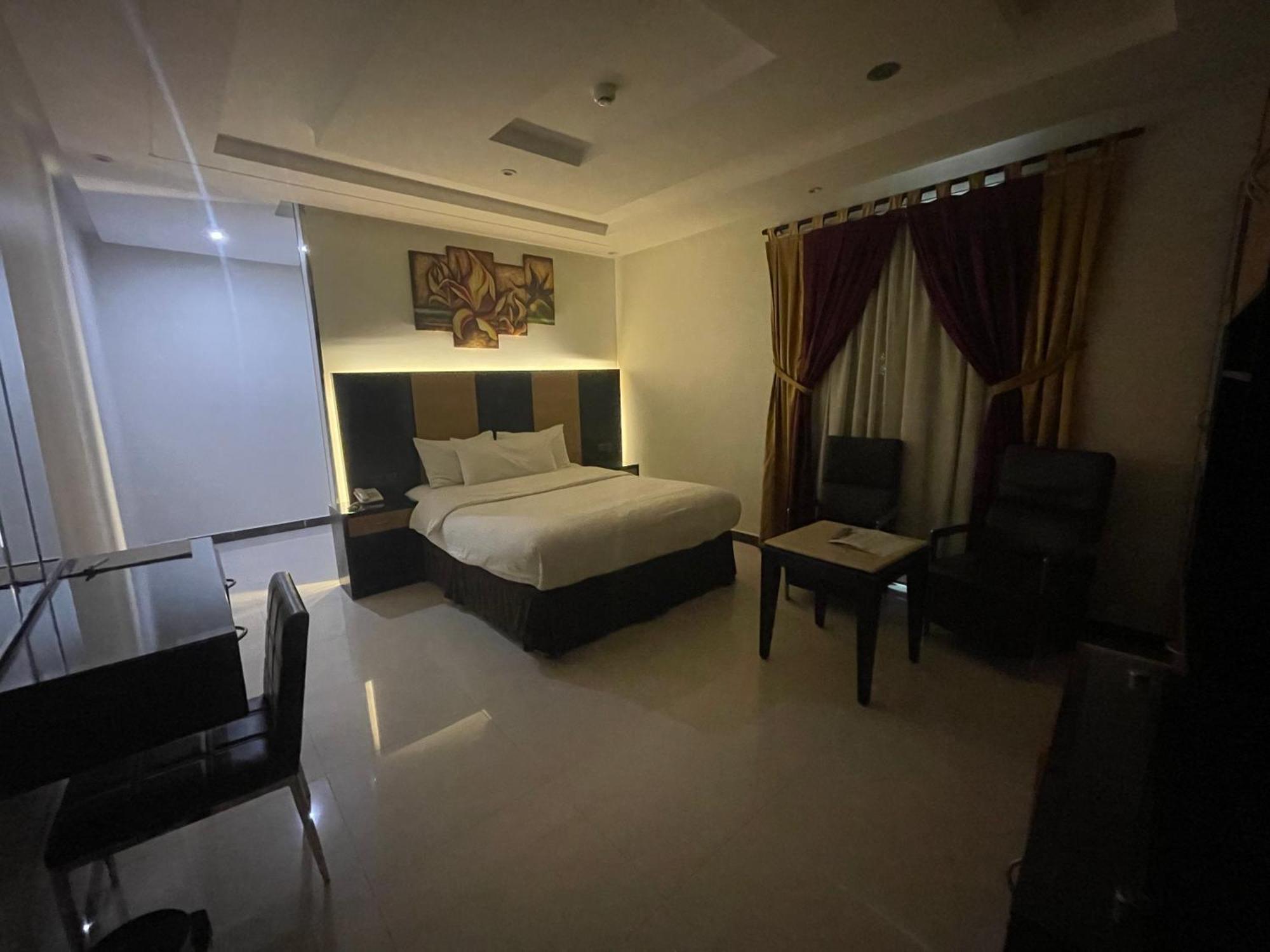 Tulip Al Rawdah 4*
