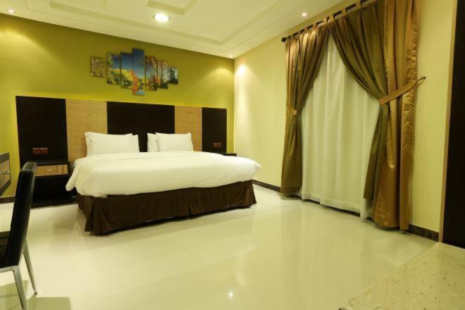 Tulip Al Rawdah 4*